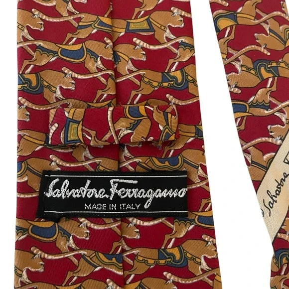 Salvatore Ferragamo Silk Necktie Red Circus Tigers Print Made in Italy Luxury - Picture 3 of 5